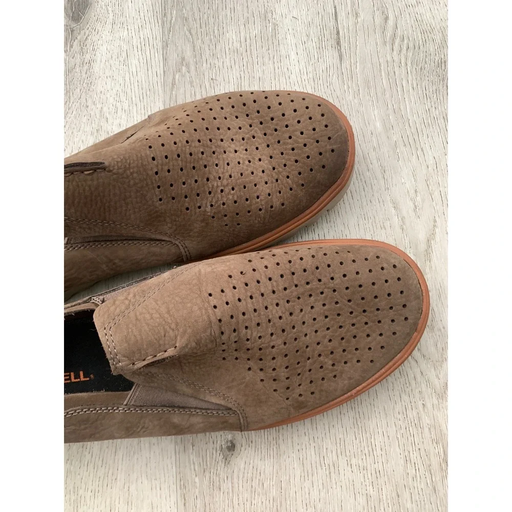 Merrell Range AC+ Leather Slip On Mens Shoes Brown Perforated J93923 Size 11.5